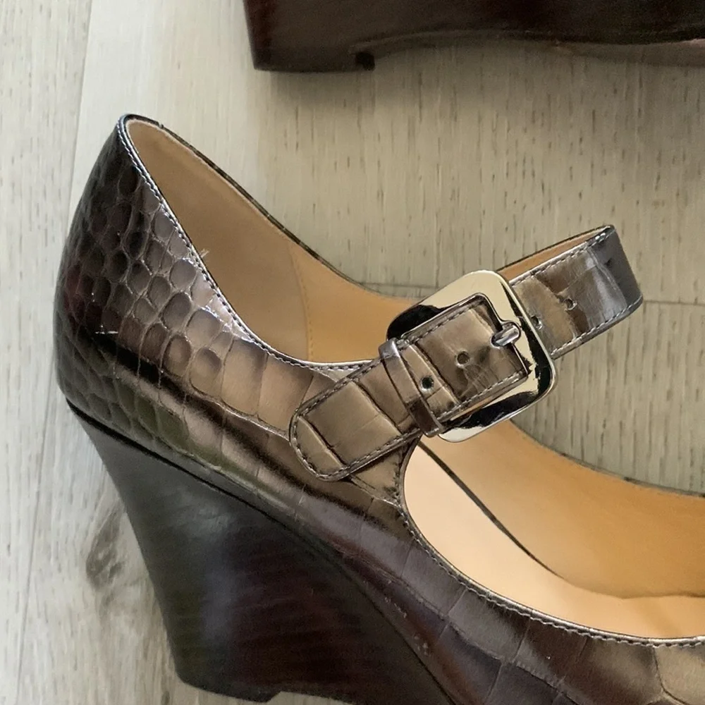 Color Haan Peep Toe Wedges‎ 8 B snake skin